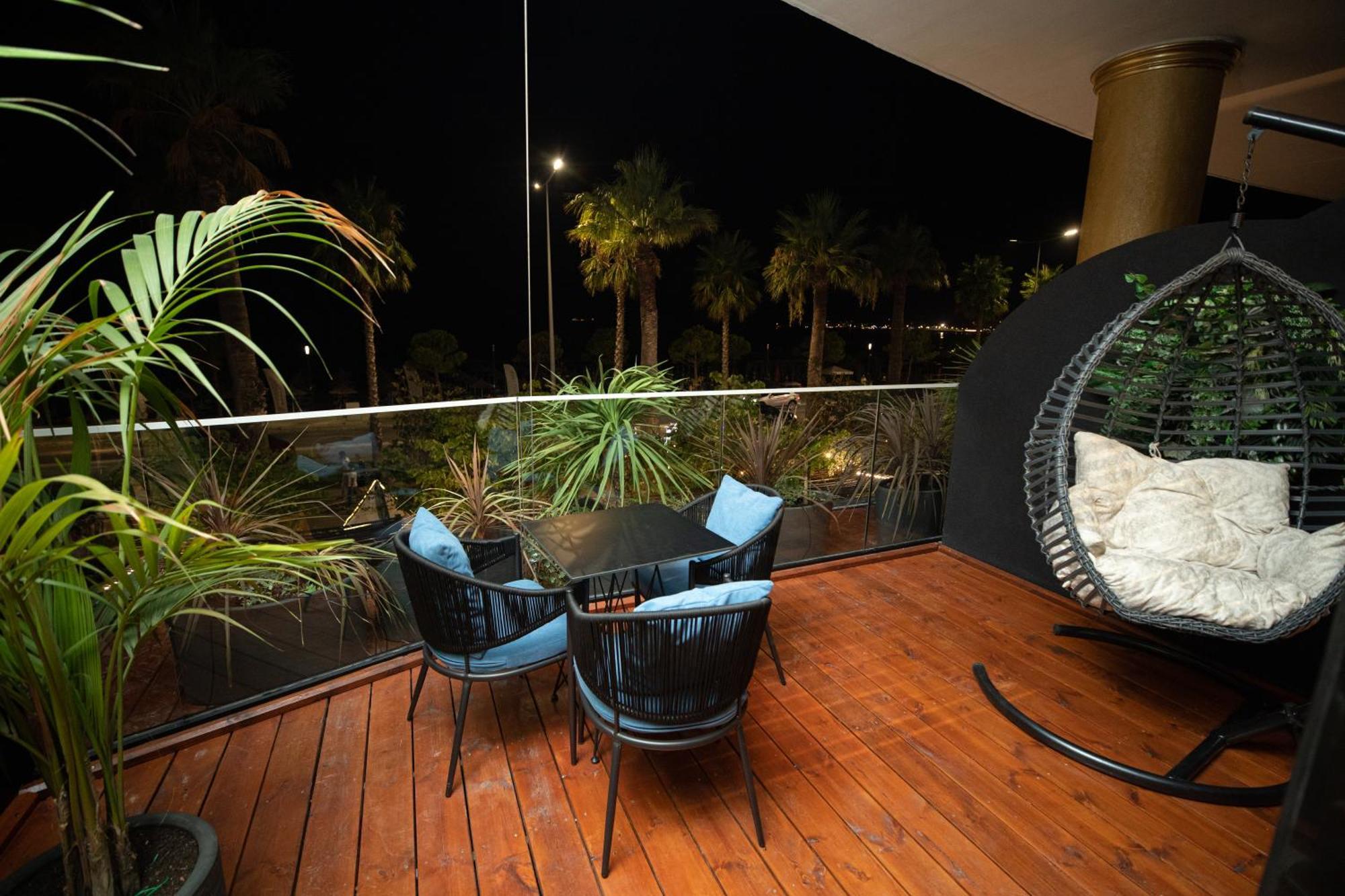 Mustafa Suites Vlorë エクステリア 写真