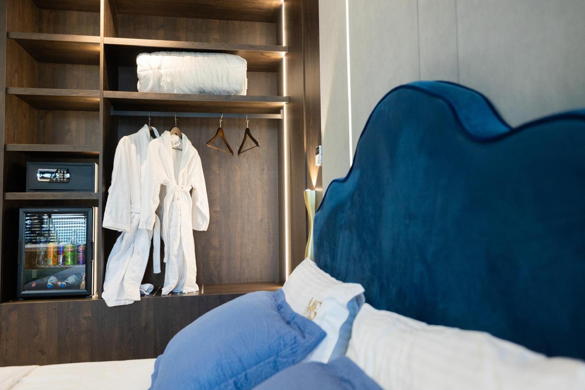Mustafa Suites Vlorë エクステリア 写真