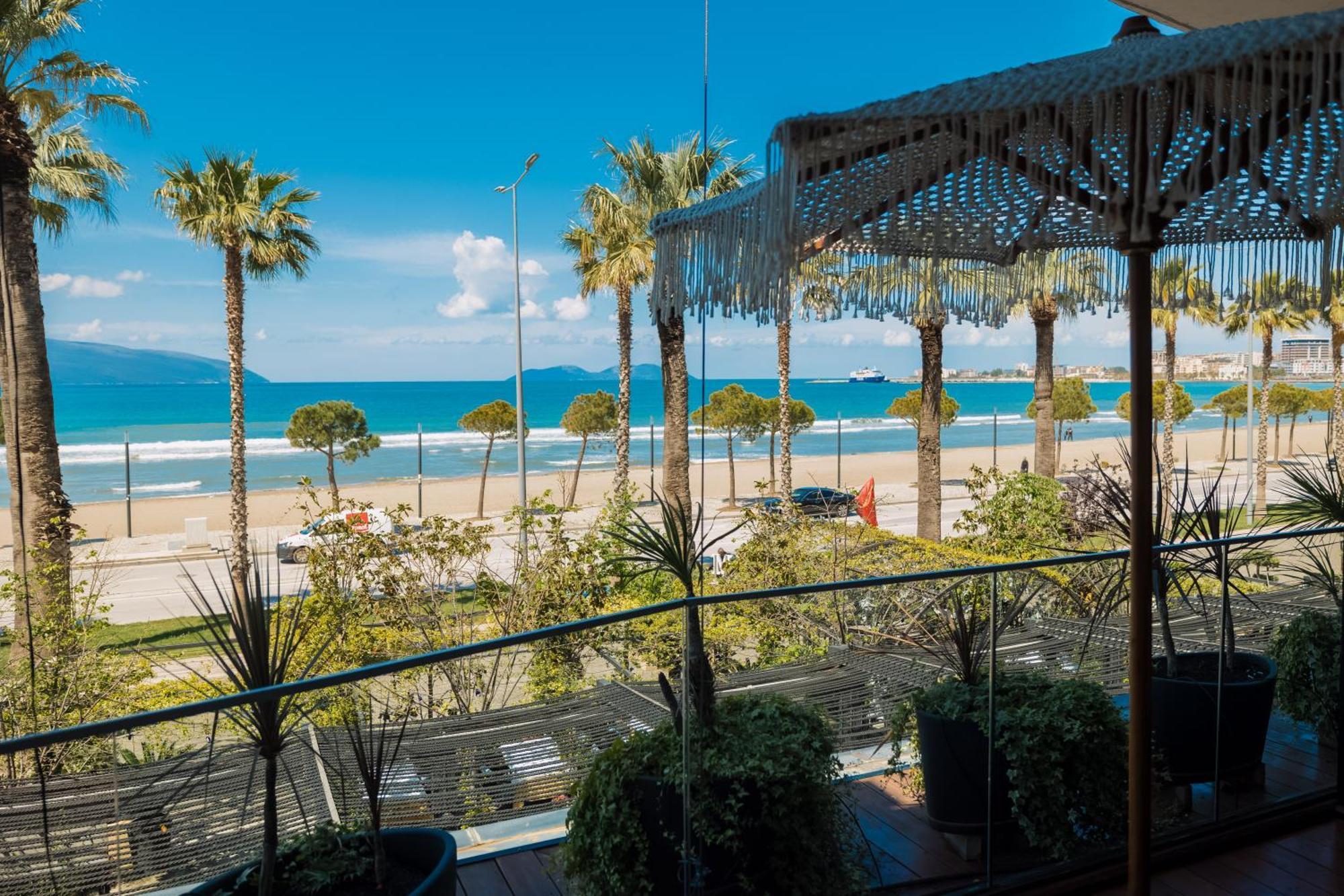 Mustafa Suites Vlorë エクステリア 写真