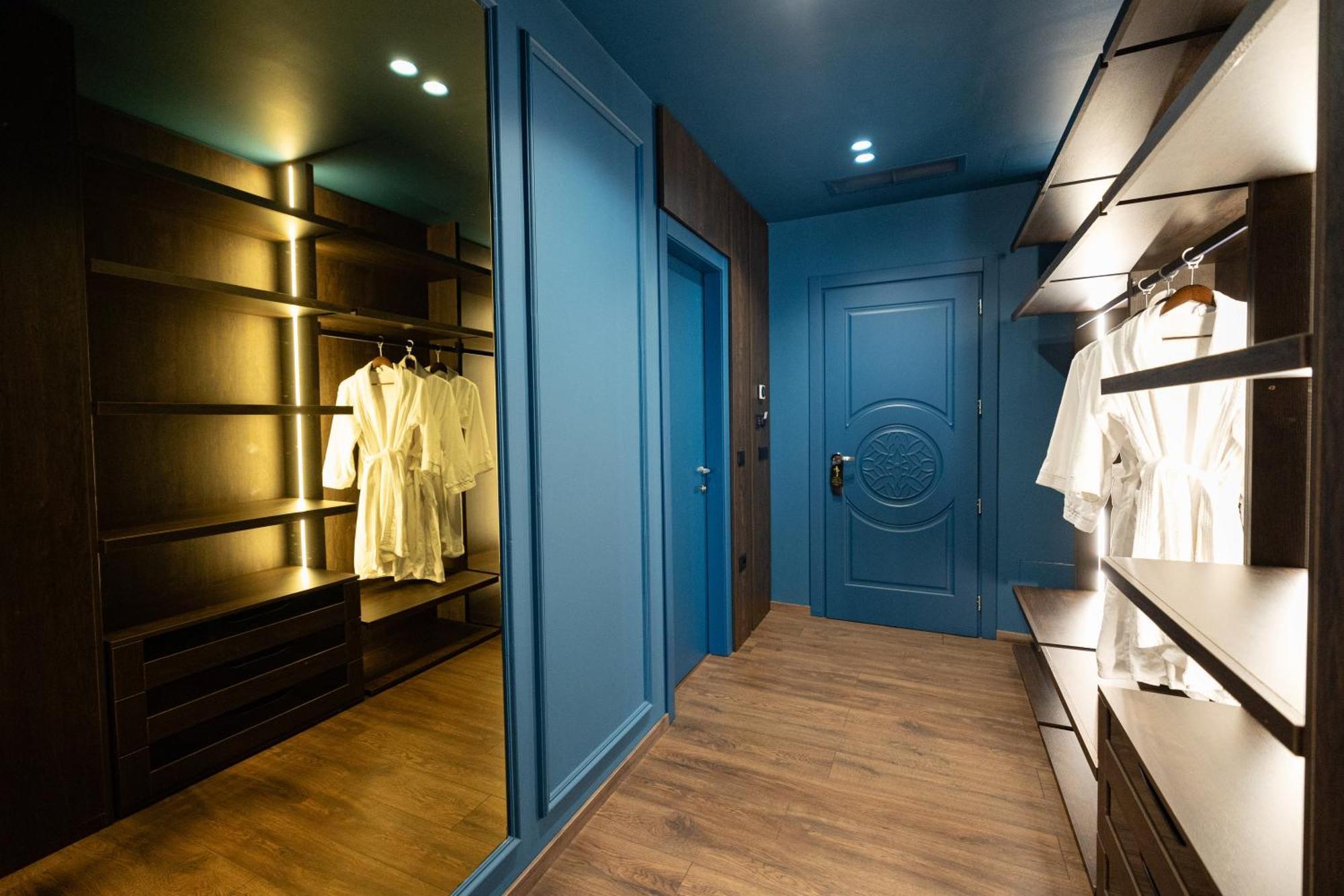 Mustafa Suites Vlorë エクステリア 写真