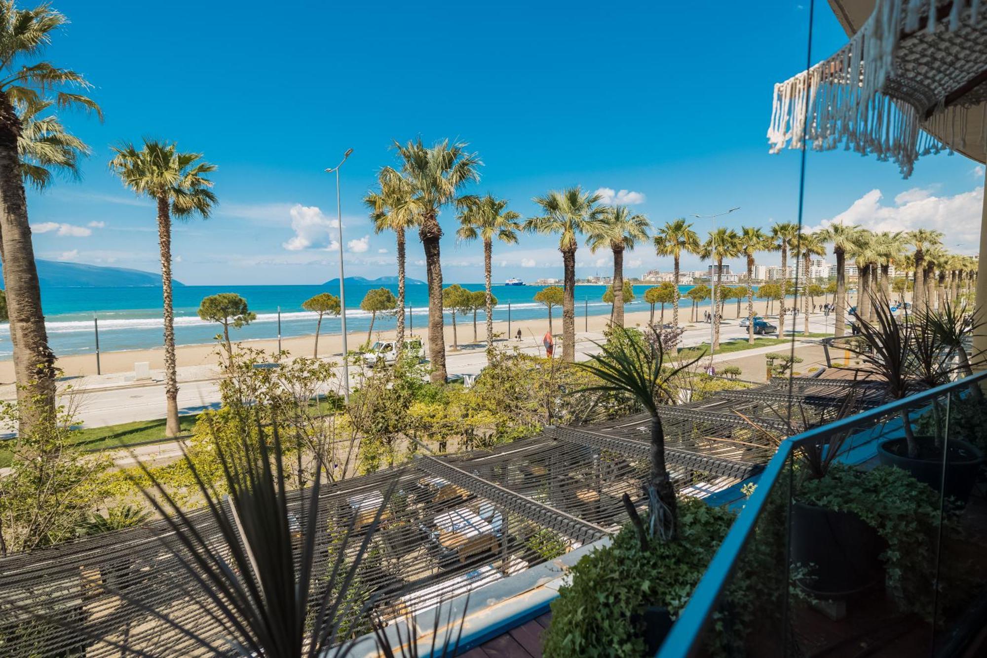 Mustafa Suites Vlorë エクステリア 写真