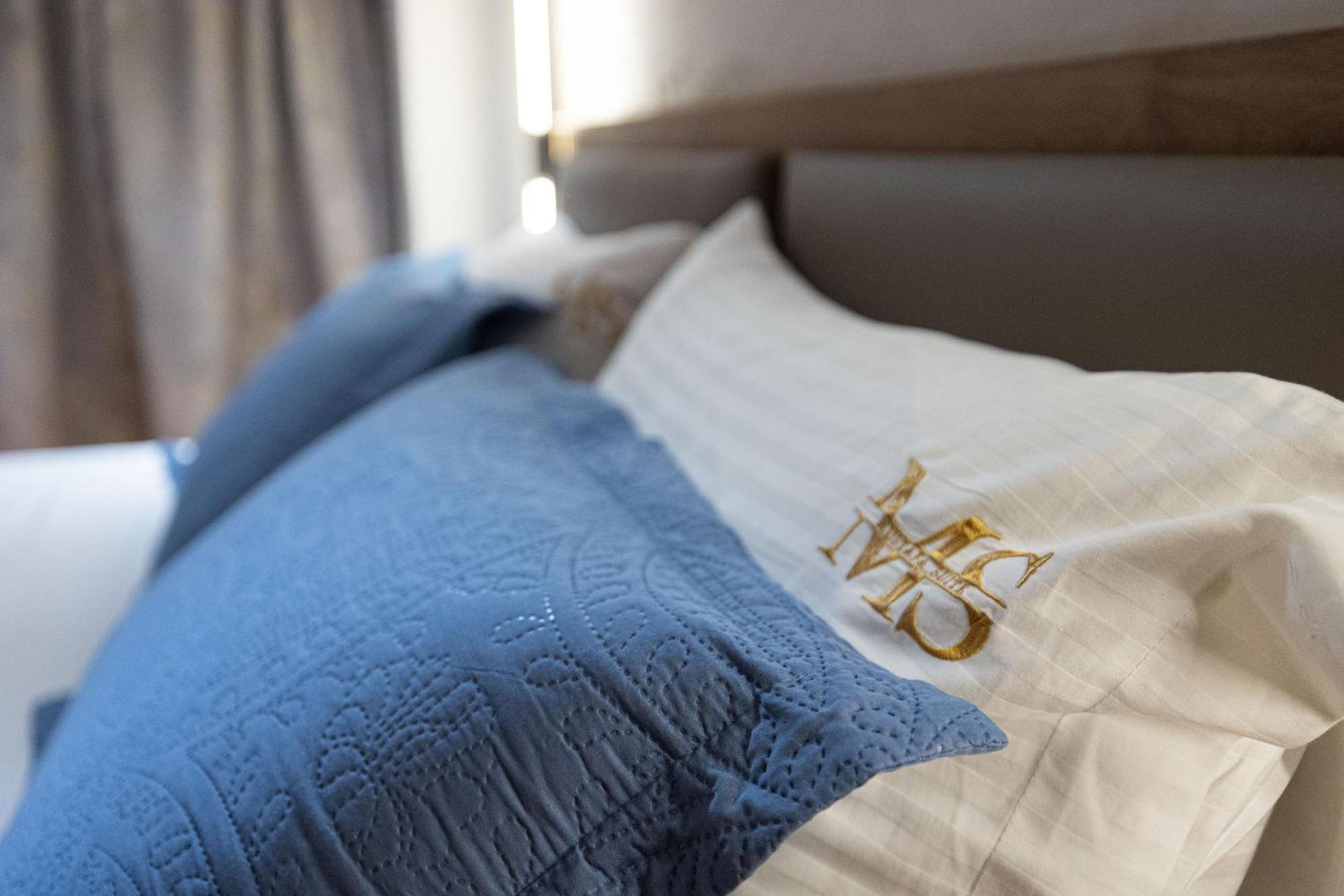 Mustafa Suites Vlorë エクステリア 写真