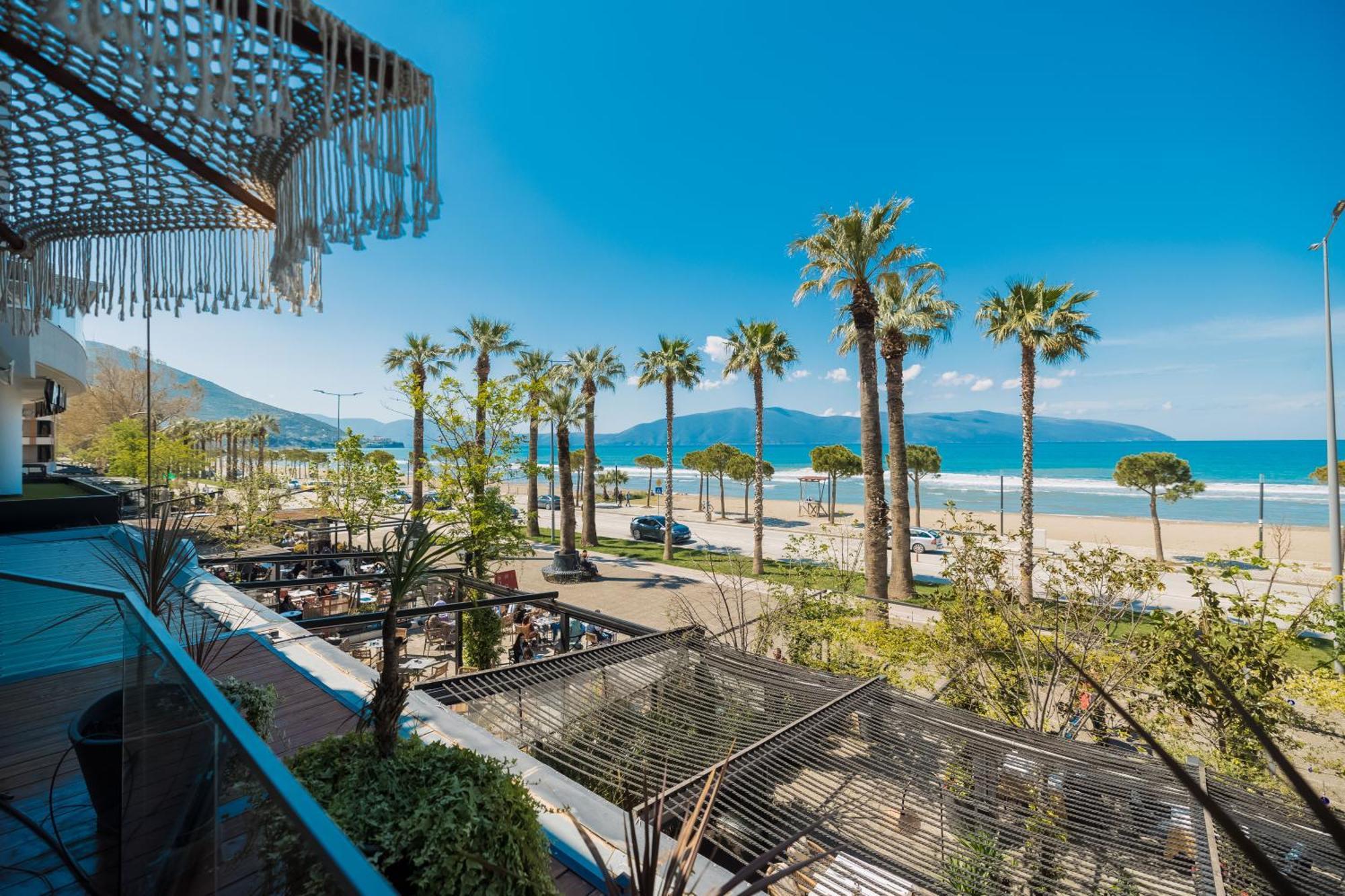 Mustafa Suites Vlorë エクステリア 写真