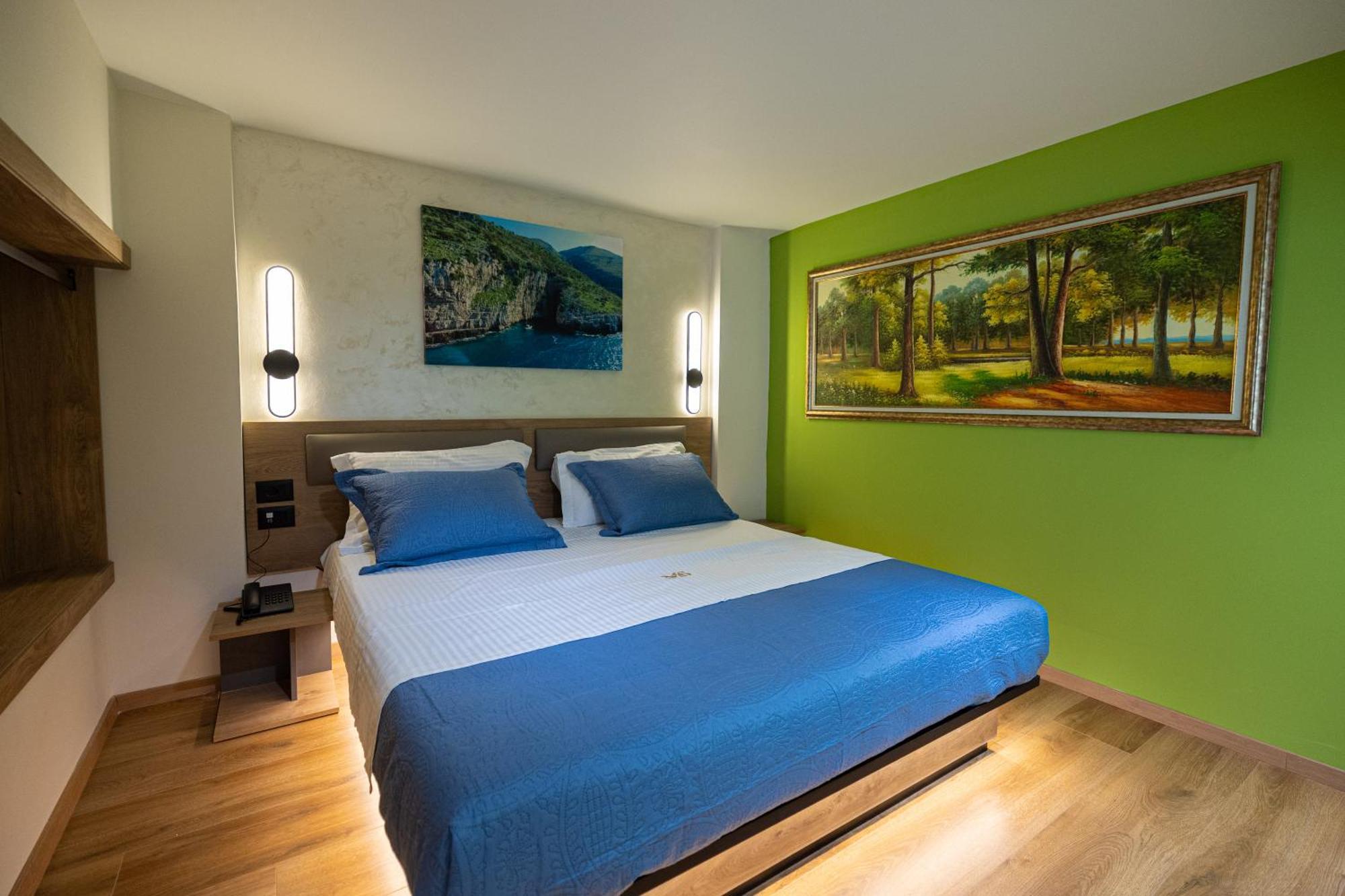 Mustafa Suites Vlorë エクステリア 写真