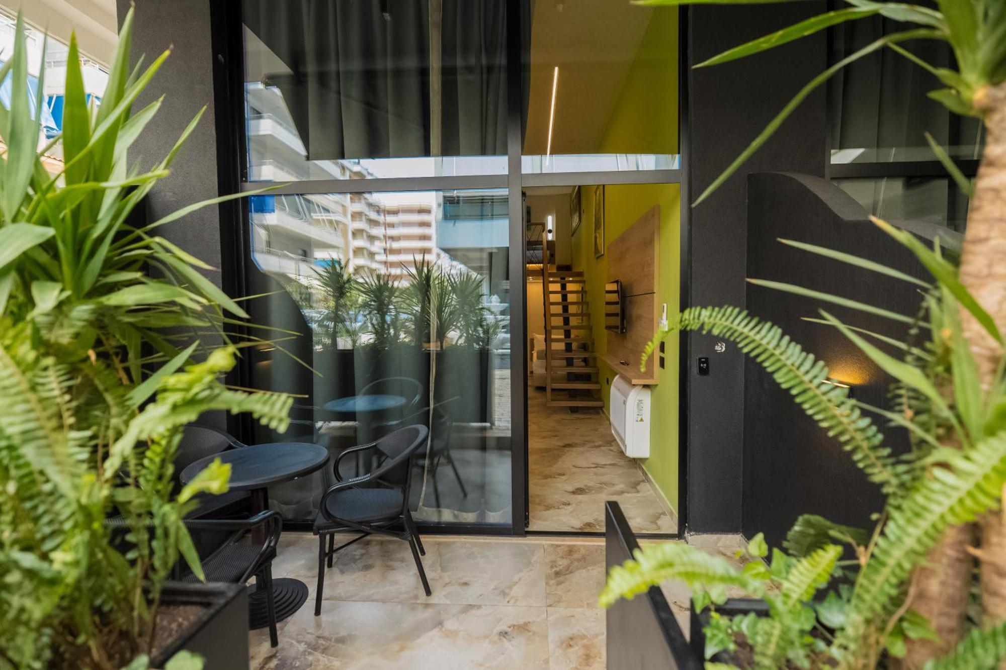 Mustafa Suites Vlorë エクステリア 写真